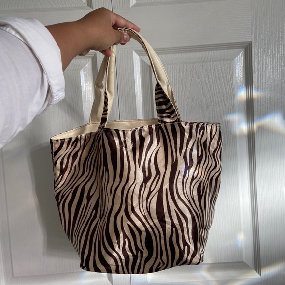 Handbags - Zebra cream & brown reversible tote
